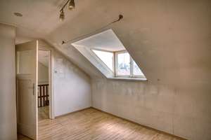Viel Platz für Ihre Ideen – Reihenmittelhaus mit Entwicklungspotenzial am Ulmer Eselsberg – Die vollständige Adresse der Immobilie erhältst du vom Anbieter., 89081 Eselsberg, Ulm – Vorschaubild 16
