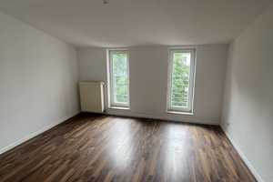 1 Monat mietfrei Renovierte 4-Raumwohnung mit neuer Einbauküche** – Südstraße 8, 39104 Magdeburg – Vorschaubild 8