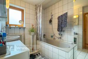 Maisonette Wohnung in Top Lage mit 4,5 Zimmer und ein Doppelparker – Die vollständige Adresse der Immobilie erhältst du vom Anbieter., 72770 Betzingen, Reutlingen – Vorschaubild 11