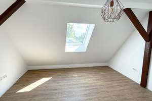 Wohnen mit Weitblick: Moderne Maisonette-Wohnung mit Dachterrasse & Charme – 68219 Rheinau, Mannheim – Vorschaubild 2