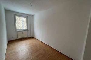 Moderne 3-Zimmer-Wohnung mit Balkon in Zwickau, Eckersbach – Eckersbacher Höhe 40, 8066 Eckersbacher Höhe (E1-E4), Zwickau – Vorschaubild 3