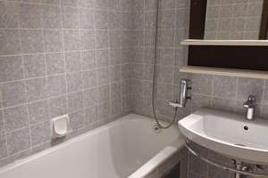 Renovierte 3-Zimmer-Wohnung mit zwei Balkonen und tollem Ausblick in Erlangen – Schallershofer Str. 46, 91056 Steinforst, Erlangen – Vorschaubild 8