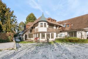 Traumhafte Villa mit außergewöhnlichem Entwicklungspotenzial in Freudenstadt oder 8 Wohnungen – Die vollständige Adresse der Immobilie erhältst du vom Anbieter., 72250 Freudenstadt – Vorschaubild 18