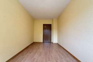 Bezugsfreie 3-Zimmerwohnung mit Balkon in begehrter Lage zu verkaufen! – Die vollständige Adresse der Immobilie erhältst du vom Anbieter., 50739 Bilderstöckchen, Köln – Vorschaubild 9