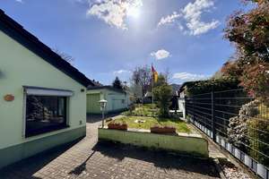 Einfamilienhaus mit großem Grundstück, Doppelgarage + 4 Freistellparkplätzen in Moerser City-Nähe! – Die vollständige Adresse der Immobilie erhältst du vom Anbieter., 47441 Mitte, Moers – Vorschaubild 4