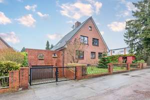 HH-LOHBRÜGGE - Großzügiges Zweifamilienhaus auf tollem Grundstück und familienfreundlicher Lage – Die vollständige Adresse der Immobilie erhältst du vom Anbieter., 21031 Lohbrügge, Hamburg – Vorschaubild 7