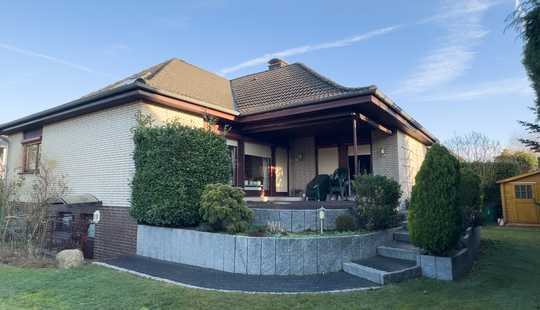 Bild von Freistehendes Einfamilienhaus auf großzügigem Eckgrundstück in Garbsen