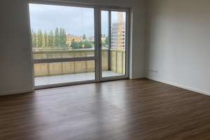 Helle 2-Zimmer-Wohnung mit Balkon an der Spree – Fließstraße 7, 12439 Niederschöneweide, Berlin – Vorschaubild 2