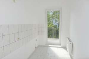 Ab sofort zu haben: Gemütliche 1-Zimmer-Wohnung mit Balkon (Hofseite), separater Küche und Badewanne – Langer Weg 53, 39112 Sudenburg, Magdeburg – Vorschaubild 9