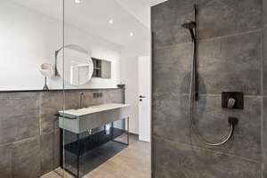 Helle 4-Zimmer-Wohnung in unmittelbarer Nähe zur Uniklinik – moderne offene Küche & Tiefgarage  – Die vollständige Adresse der Immobilie erhältst du vom Anbieter., 53127 Venusberg, Bonn – Vorschaubild 4