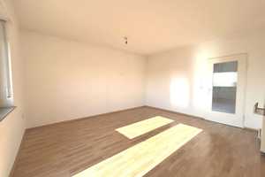 3-Zimmer-Wohnung mit Balkon im Herzen von Mannheim-Neckarau – Mannheim – Vorschaubild 5