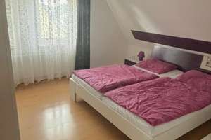 Helle und gut geschnittene 4-Zimmerwohnung in zentraler Lage in Linnich – Die vollständige Adresse der Immobilie erhältst du vom Anbieter., 42441 Linnich – Vorschaubild 3
