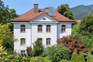 Denkmalgeschützte Villa mit historischem Charme in Bad Reichenhall – Die vollständige Adresse der Immobilie erhältst du vom Anbieter., 83435 Bad Reichenhall – Vorschaubild 22
