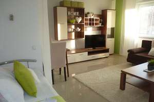 Möbliertes Wohnen: Ein-Zimmer-Apartment in Köln-Lövenich