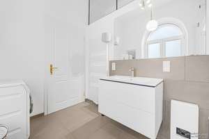 Property thumbnail 23