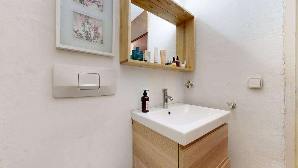 Immobilie in Taufkirchen - Charmante 1-Zimmer-Gartenwohnung in Taufkirchen – Erdgeschoss mit Terrasse - Bild 1