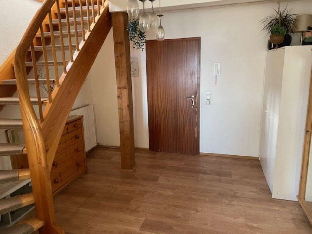 Immobilie in Heiligenberg - Charmante Maisonette-Altbauwohnung
mit Aussicht und Aufzug - Bild 4