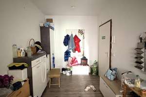 3-Zimmer-Wohnung mit Einbauküche, saniertem Wannenbad und Vinylboden in Braunschweig! – Emsstraße 14, 38120 Weststadt, Braunschweig – Vorschaubild 11