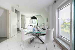 Kleines, feines Doppelhaus mit Wintergarten und Einliegerwohnung in Bad Homburg – Hochtaunuskreis – Vorschaubild 2