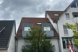 Vermietete, großzügige 2 ZKB DG-Wohnung im herzen von Hockenheim – Untere Hauptstraße 72, 68766 Hockenheim – Vorschaubild 2