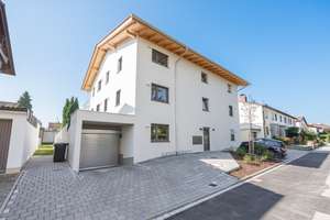 Wohnen mit Charakter: 3-Zimmer-Neubau in Rosenheim – Rehleitenweg 5, 83026 Pang, Rosenheim – Vorschaubild 2