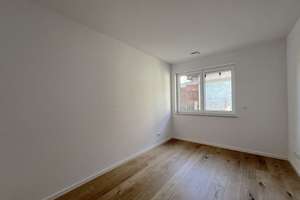NEUBAU-3-Zimmer-Gartenwohnung mit Süd-Terrasse + wohnlich ausgebautem Souterrain (2 Räume + 2. Bad) – Kranichweg 33, 81827 Waldtrudering, München – Vorschaubild 7