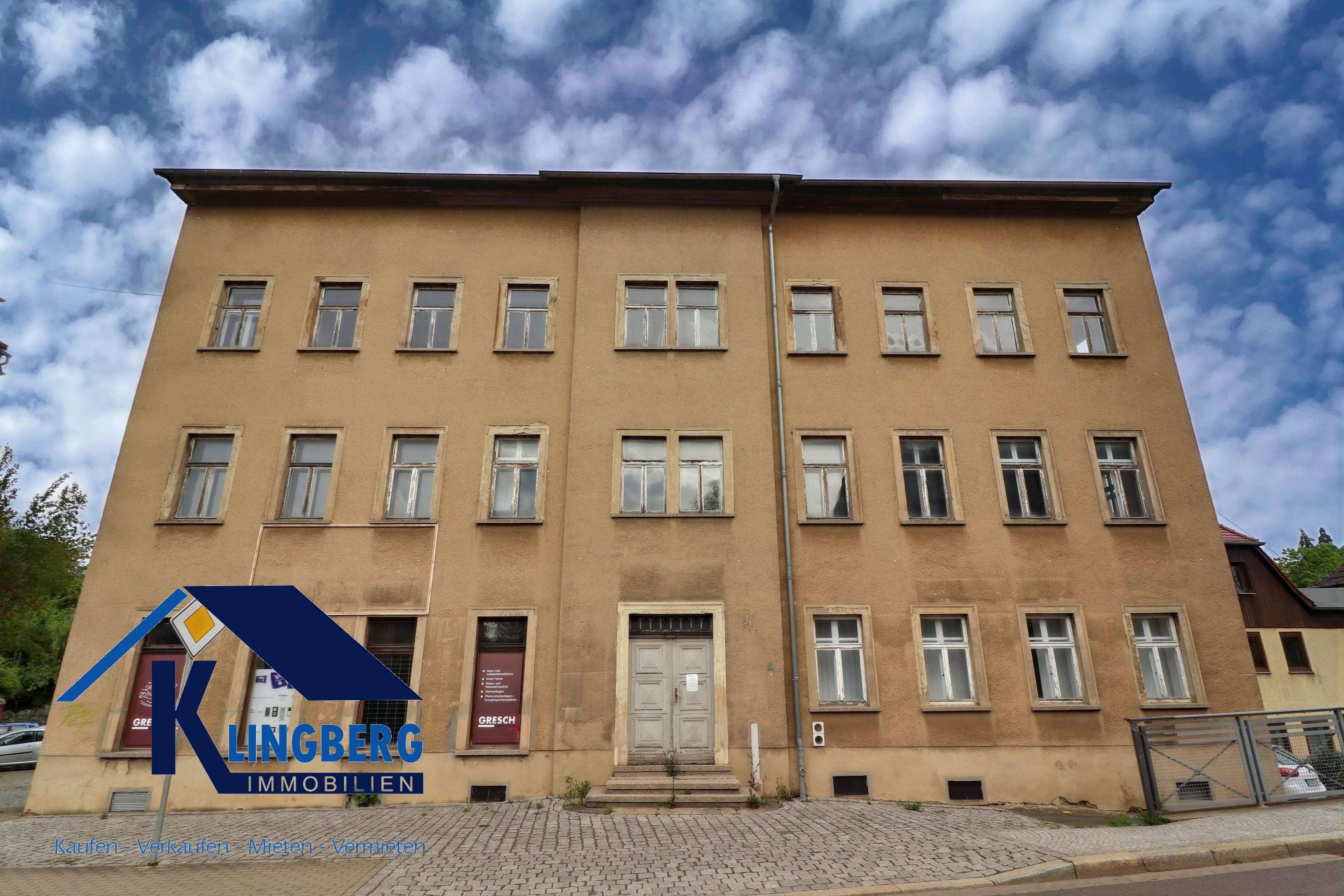 Sanierungsbedürftiges Wohn- und Geschäftshaus in Best-Lage von Zeitz zu verkaufen!, Burgenlandkreis – Bild 1