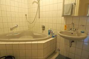 Anlage ? Mehrfamilienhaus (oder Zimmervermietung ca 16 Zi) mit Garten und Garagen. – Keekenerstraße 52, 47533 Kleve – Vorschaubild 31