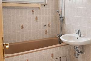 Attraktive 3-Zimmer-Wohnung mit Balkon, Aufzug, Stellplatz  – Plauener Straße 25, 30179 Vahrenheide, Hannover – Vorschaubild 9