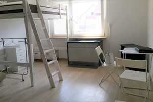 Gemütliche 1-Zimmer-Wohnung, teilmöbiliert, in toller Lage MIT KÜCHE – Taubenstraße 14, 76189 Karlsruhe – Vorschaubild 1
