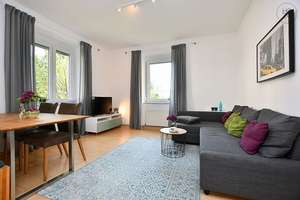 Helle, modern möblierte Wohnung in Stuttgart Degerloch – Die vollständige Adresse der Immobilie erhältst du vom Anbieter., 70597 Degerloch (Ortsteil), Stuttgart – Vorschaubild 1