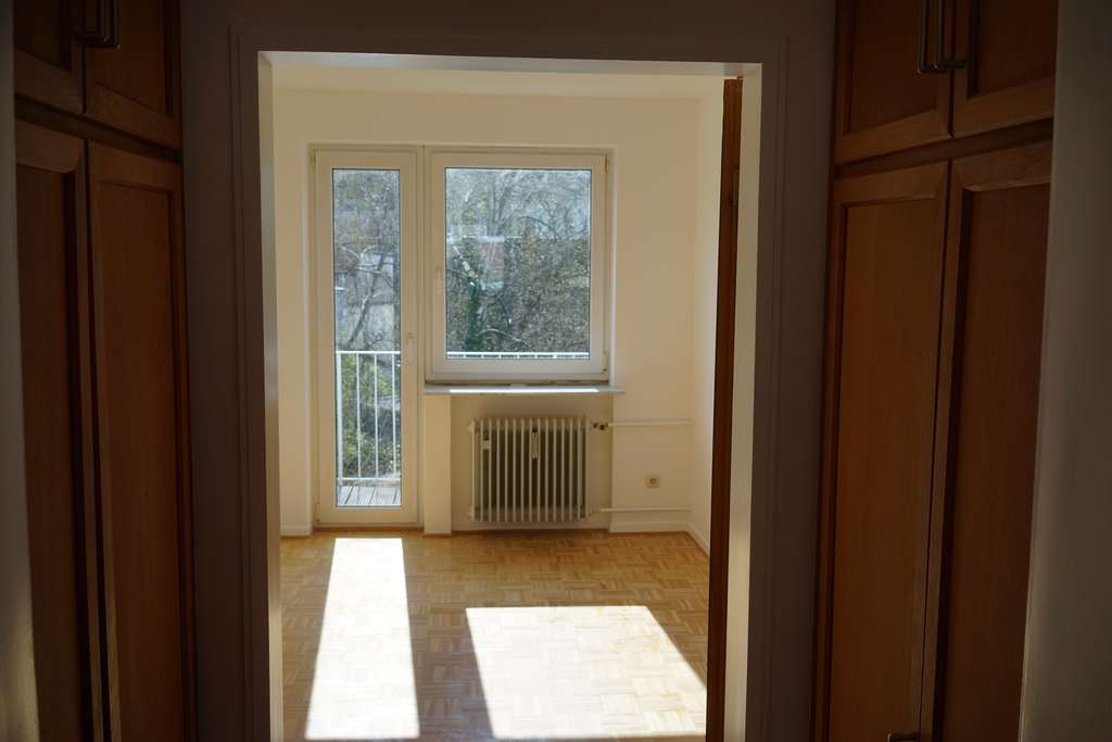 Exklusive 4-Raum-Wohnung mit gehobener Innenausstattung mit Balkon in Aachen