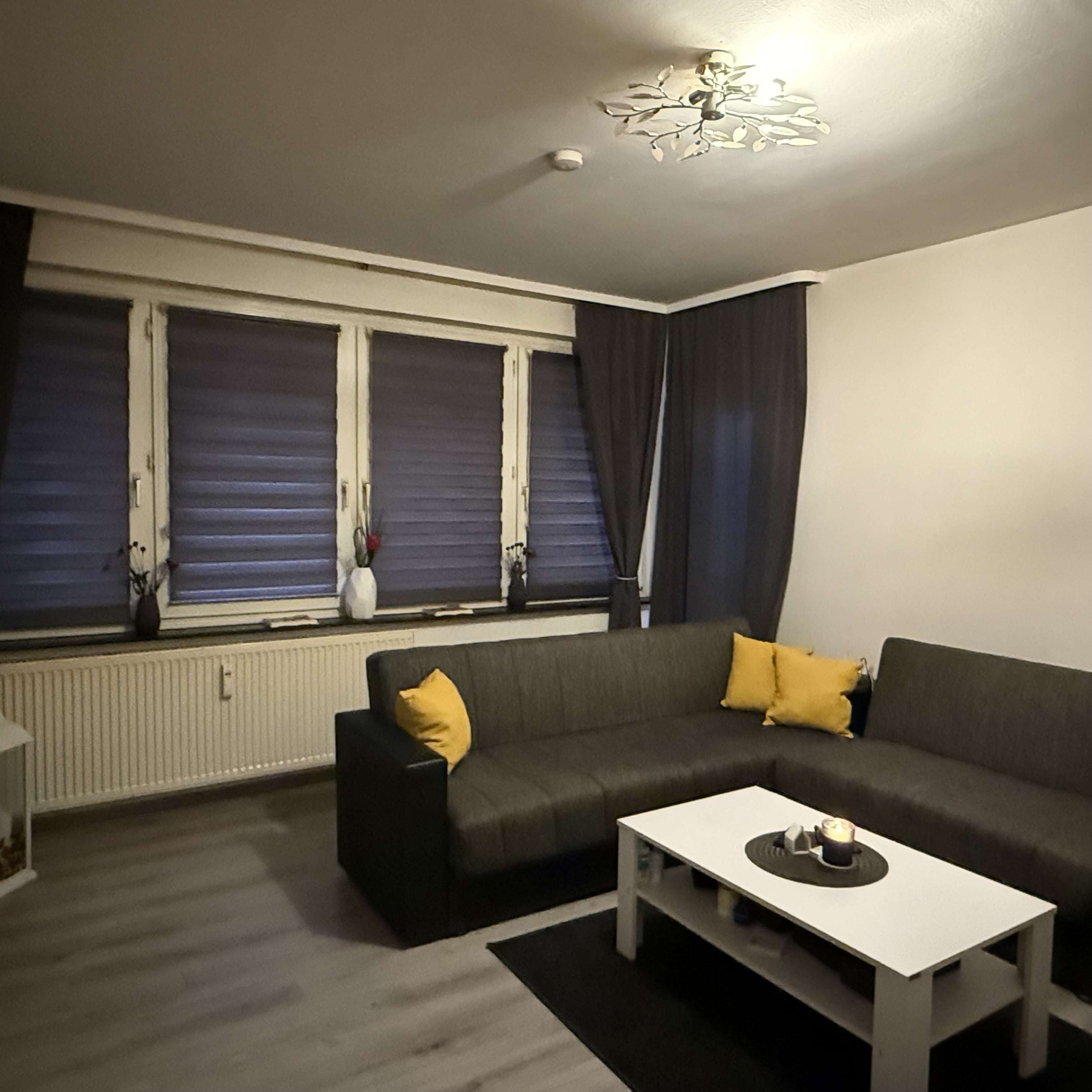 Immobilie in Barsinghausen - Praktisch geschnittene 3-Zi. Wohnung mit Loggia - Bild 0