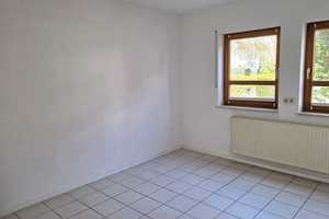 Sanierte 4-Zimmer-EG-Wohnung mit geh. Innenausstattung, Garten, Garage und Einbauküche – Dietrich-Bonhoeffer-Straße 2, 69514 Rhein-Neckar-Kreis – Vorschaubild 10