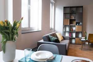 Geräumige 1-Zimmer Wohnung in der Nähe vom Ponttor! Vollmöbliert! Ca. 32 m² – Die vollständige Adresse der Immobilie erhältst du vom Anbieter., 52072 Ponttor, Aachen – Vorschaubild 2