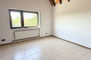 Großzügiges Einfamilienhaus mit Einliegerwohnung und traumhaftem Weitblick! – Die vollständige Adresse der Immobilie erhältst du vom Anbieter., 67718 Schmalenberg – Vorschaubild 12