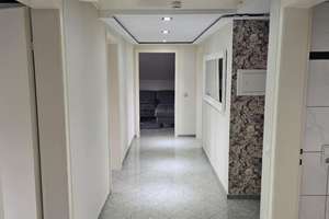 Helle 3- Zimmer Dachgeschosswohnung
650 € - 86 m² - 3.0 Zi. – Die vollständige Adresse der Immobilie erhältst du vom Anbieter., 53501 Grafschaft – Vorschaubild 3