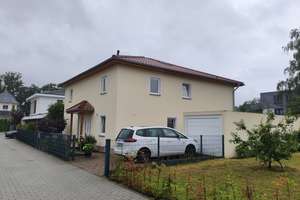 Einfamilienhaus mit Einliegerwohnung im Villenpark Groß Glienicke im Norden Potsdams – Die vollständige Adresse der Immobilie erhältst du vom Anbieter., 14476 Groß Glienicke, Potsdam – Vorschaubild 4