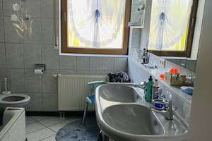 RESERVIERT: Bad Liebenzell: Vermietete 3,5 ZW mit tollem Blick auf die Burg – Die vollständige Adresse der Immobilie erhältst du vom Anbieter., 75378 Bad Liebenzell – Vorschaubild 5