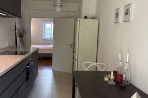 1,5-Zimmer Altbauwohnung zur Zwischenmiete(01.08.-31.12.) – Wotanstraße 51, 80639 Nymphenburg, München – Vorschaubild 2