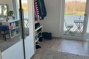 Helle Wohnung mit vier Zimmern, sonnigem Balkon und EBK – An der Radrennbahn 7, 68167 Neckarstadt-Ost/Wohlgelegen, Mannheim – Vorschaubild 9