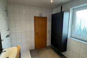 Geräumiges, gepflegtes 4-Zimmer-Haus mit gehobener Innenausstattung in Gelsenkirchen Hassel – Die vollständige Adresse der Immobilie erhältst du vom Anbieter., 45896 Hassel, Gelsenkirchen – Vorschaubild 9