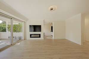 Stilvolle, exklusive 2-3 Zimmer-Wohnung mit EBK, Sonnenterrasse, Pool & Sauna in Krefeld-Bockum – Die vollständige Adresse der Immobilie erhältst du vom Anbieter., 47800 Bockum, Krefeld – Vorschaubild 8