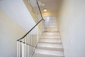 AIGNER - Vermietetes 1-Zimmer-Apartment mit Balkon in Laim – Die vollständige Adresse der Immobilie erhältst du vom Anbieter., 80689 St. Ulrich, München – Vorschaubild 2