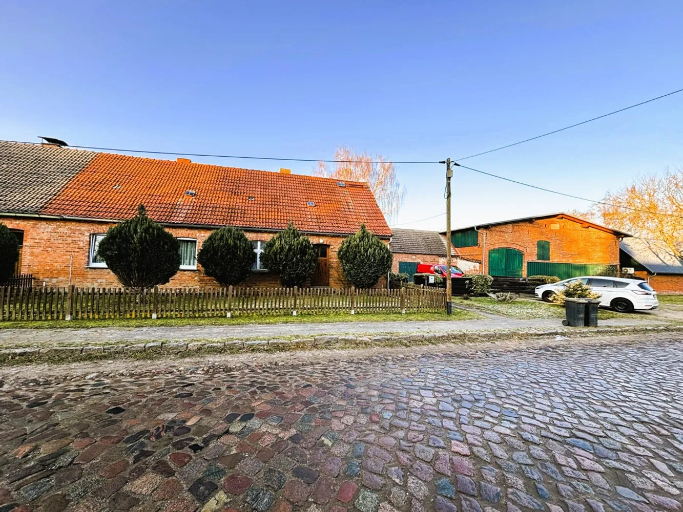 Haushälfte mit Potenzial in ländlicher Idylle bei Altentreptow, Mecklenburgische Seenplatte Kreis – Bild 4