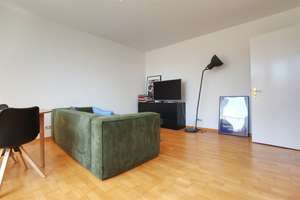 Stilvoll wohnen im Westend – hochwertige 2,5-Zimmer-Wohnung mit Loggia – 60325 Westend-Süd, Frankfurt am Main – Vorschaubild 4
