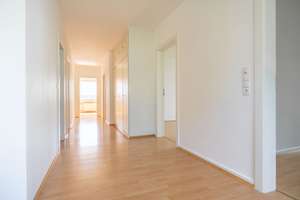 Großzügiges Einfamilienhaus mit Weitblick und schönem Garten in Pech – Die vollständige Adresse der Immobilie erhältst du vom Anbieter., 53343 Wachtberg – Vorschaubild 4