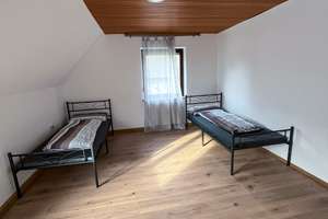 Schnäppchen mit viel Potenzial  - Frisch renoviert & bezugsfertig - PROVISIONSFREI! – Wildbachstr. 4, 84036 Schönbrunn, Landshut – Vorschaubild 23