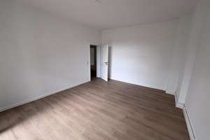 EG 3 Zi.-TOP Lage Schelfstadt, sanierter Altbau,sehr hell ,S/W Balkon,neue EBK – Jahnstrasse 13, 19055 Schelfstadt, Schwerin – Vorschaubild 10