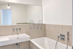 Exklusiv möbliertes Skyline-Living im Grand Tower – Designermöbel von B&B Italia & Schramm inklusive – 60327 Gallus, Frankfurt am Main – Vorschaubild 9